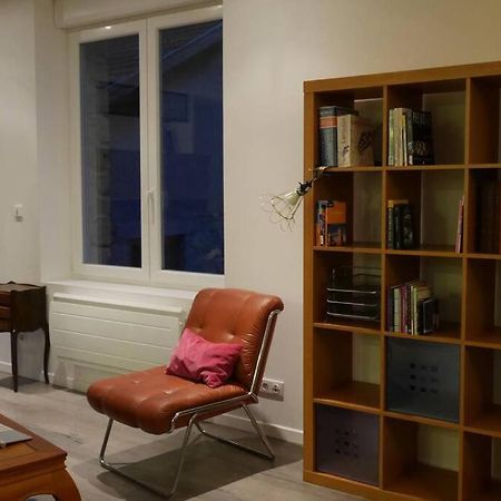 Superbe Loft 100M2 Proche Cathedrale Avec Parking Apartment Reims Exterior photo